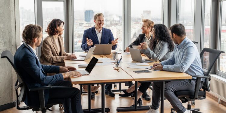 Especialista destaca principais riscos do conflito de interesses no ambiente ocupacional