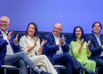 Em evento no Agreste, governadora Raquel Lyra anuncia que primeira etapa da duplicação da BR-232 irá contemplar o trecho de São Caetano a Belo Jardim