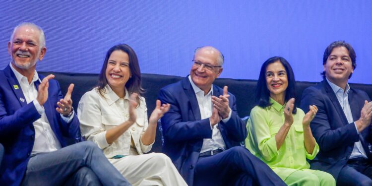Em evento no Agreste, governadora Raquel Lyra anuncia que primeira etapa da duplicação da BR-232 irá contemplar o trecho de São Caetano a Belo Jardim