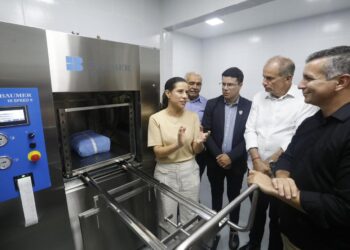 Em Limoeiro, governadora Raquel Lyra anuncia conjunto de ações em abastecimento de água, infraestrutura, educação e economia criativa