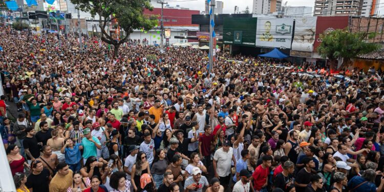 Com multidão, segurança e alegria, drilhas voltam para ficar em Caruaru