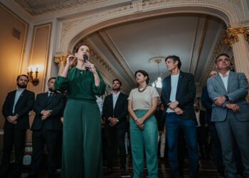 Governadora Raquel Lyra empossa novos secretários Daniel Coelho e André Teixeira Filho