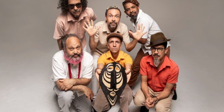 Festival Pernambuco Meu País se despede do Sertão com invasão de cultura em Arcoverde