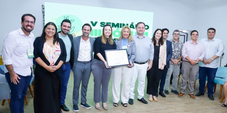 Abertura do Seminário e Fórum Pernambucano de Arborização Urbana é marcada pelo anúncio de parcerias para construção do Plano de Arborização de Caruaru
