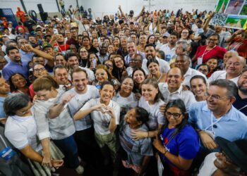 Ouvir para Mudar: em Ouricuri, governadora Raquel Lyra destina mais de R$ 100 milhões em investimentos para estradas, segurança e recursos hídricos