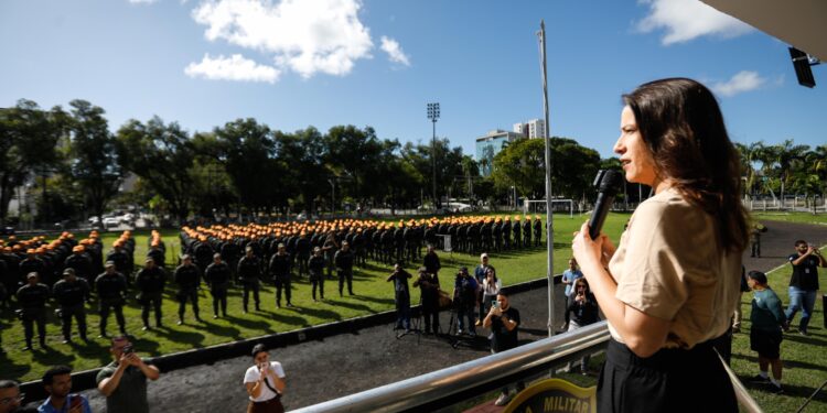 Juntos pela Segurança: ruas da Região Metropolitana do Recife ganham 2.299 novos policiais militares