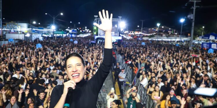 Em Gravatá, governadora Raquel Lyra acompanha o Festival Pernambuco Meu País e destaca força da cultura pernambucana