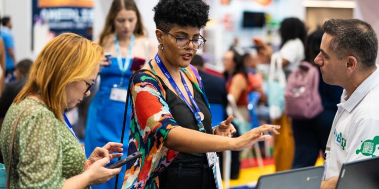 Jornada Bett reúne mais de 60 palestrantes em um dos maiores eventos de educação do Nordeste; visitação é gratuita