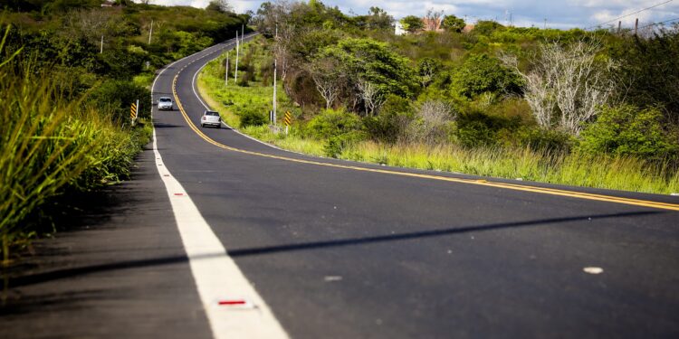 Agreste de Pernambuco ultrapassa R$ 1 bilhão em investimentos em estradas