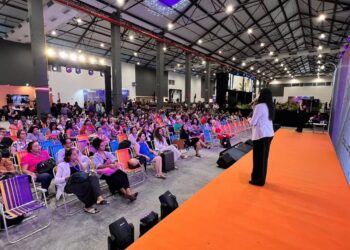 Congresso reúne especialistas do Brasil e do mundo para discutir o futuro da educação