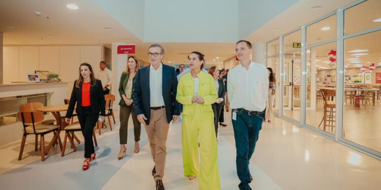 Em anúncio de expansão da fábrica do Aché em Suape, governadora Raquel Lyra ressalta ações estaduais para garantir os investimentos e impacto na economia pernambucana