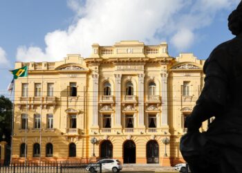 Governo de Pernambuco abre chamada pública para contratar operação de crédito de R$ 1,5 bilhão