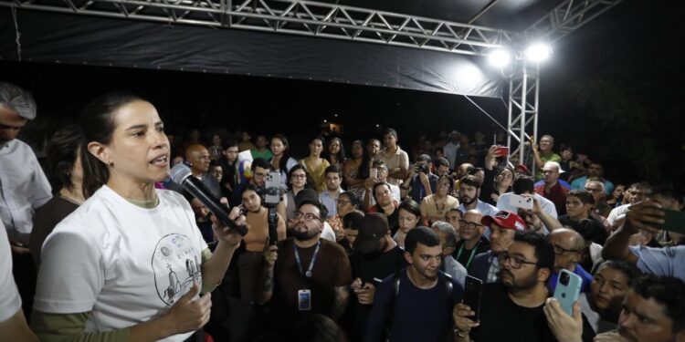 Governadora Raquel Lyra assina ordem de serviço para infraestrutura hídrica e urbanização da Vila Canaã, em Caruaru