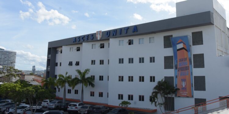 Últimos dias para garantir sua vaga no Vestibular Asces-Unita 2026