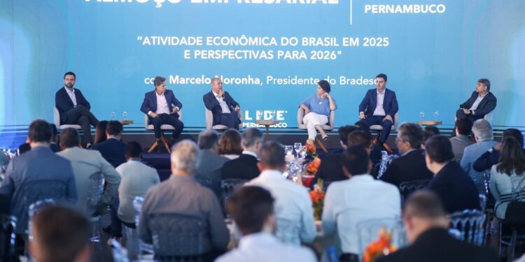 Governadora em exercício, Priscila Krause destaca avanços na gestão fiscal e na retomada da confiança empresarial do Estado em evento do LIDE Pernambuco