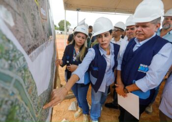 Governador em exercício Ricardo Paes Barreto vistoria obras do Canal do Fragoso e Ramal da Arena