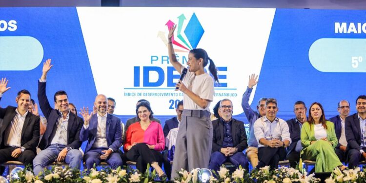 Governadora Raquel Lyra comanda entrega do Prêmio Idepe 2024 e destaca o apoio do Governo do Estado aos municípios
