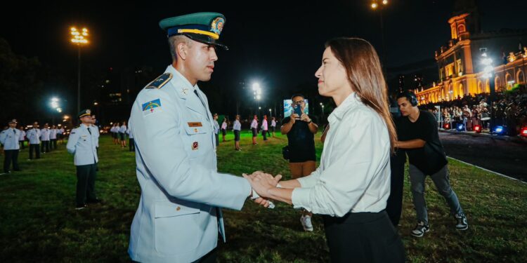 Juntos Pela Segurança: governadora Raquel Lyra reforça segurança de Pernambuco com a formatura de 148 novos oficiais da PMPE