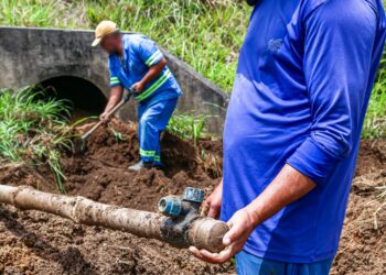 Compesa inicia operação de combate ao furto de água em trecho da inversão da Adutora de Jucazinho