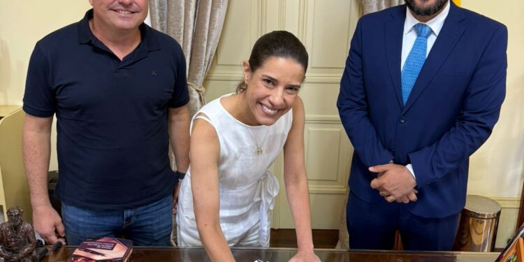 Governadora Raquel Lyra reconduz Ricardo Alexandre como Procurador-Geral do Ministério Público de Contas