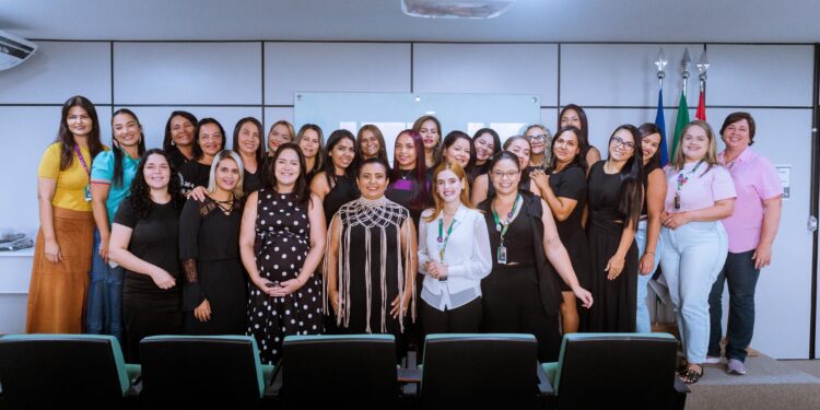 Centro de Qualificação Profissional da Mulher realiza conclusão de curso de cabeleireira