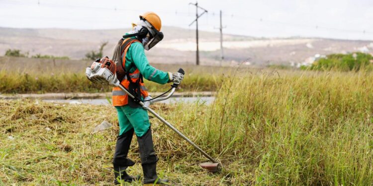 Governo de Pernambuco investe R$ 170 milhões na conservação de mais de 5,7 mil km de rodovias em 2025