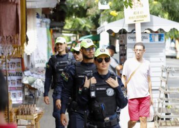 Novos guardas municipais entram em operação e reforçam segurança em Caruaru