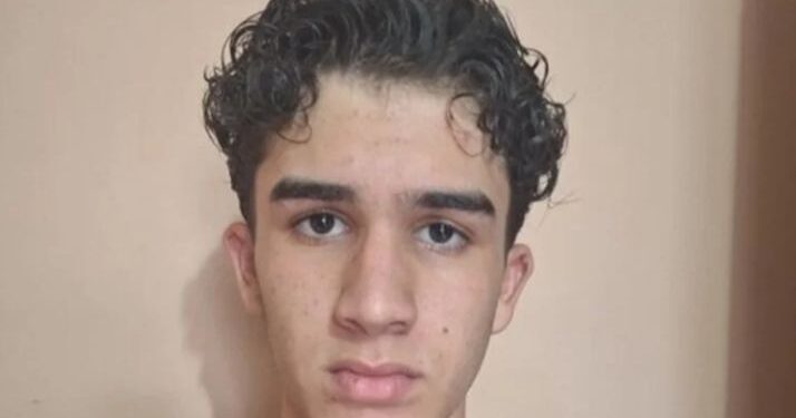 Família caruaruense cria vaquinha solidária em prol de adolescente com doença na visão