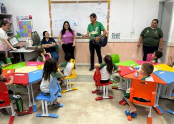 Patrulheiros da Água promovem aprendizado lúdico em escolas de Caruaru durante a Semana da Água