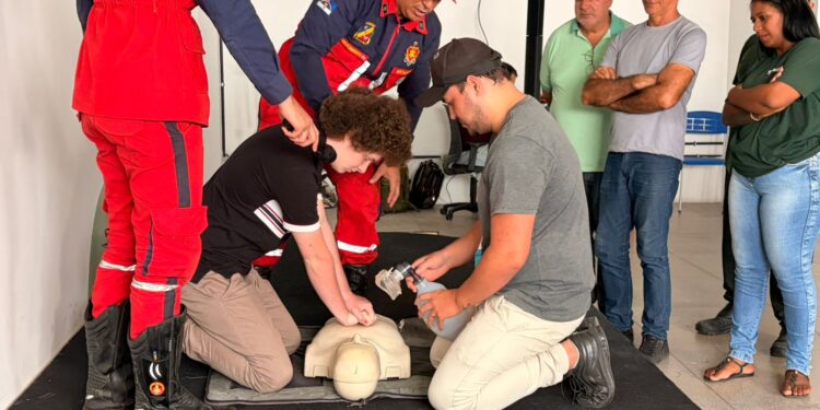Novas equipes da Educação de Caruaru passam por capacitações em primeiros socorros