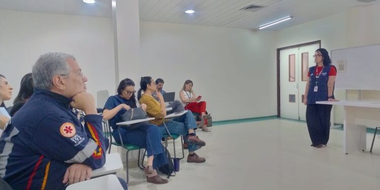 Profissionais do SAMU Caruaru participam de qualificação em Regulação Médica das Urgências