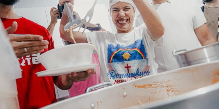 Em dia histórico, governadora Raquel Lyra entrega novo Complexo de Polícia Científica e inaugura terceira Cozinha Comunitária na cidade de Caruaru