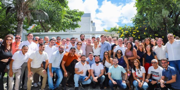 Governadora Raquel Lyra reforça compromisso do Estado com o Sertão do Moxotó durante encerramento da Festa da Divina Misericórdia em Arcoverde