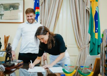 Governo de Pernambuco autoriza construção de 25 casas com tecnologia sustentável em Fernando de Noronha