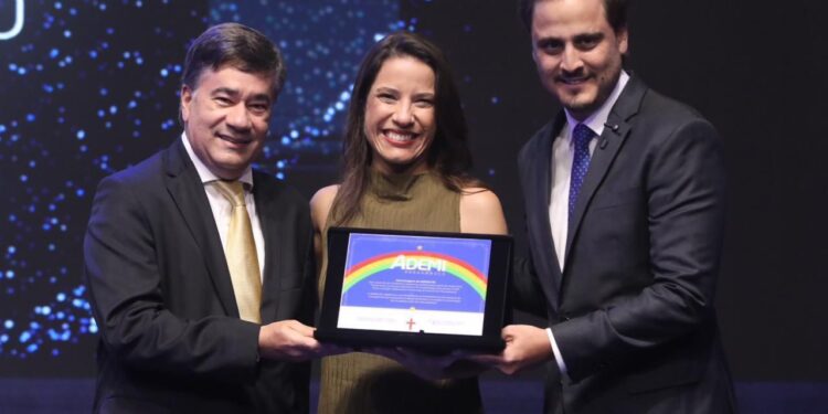 Governadora Raquel Lyra ressalta investimentos do Morar Bem Pernambuco no resultado do setor imobiliário em 2025