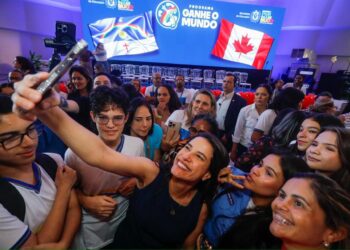 Ganhe o Mundo: Governo de Pernambuco anuncia abertura de inscrições para duas mil vagas de intercâmbio internacional