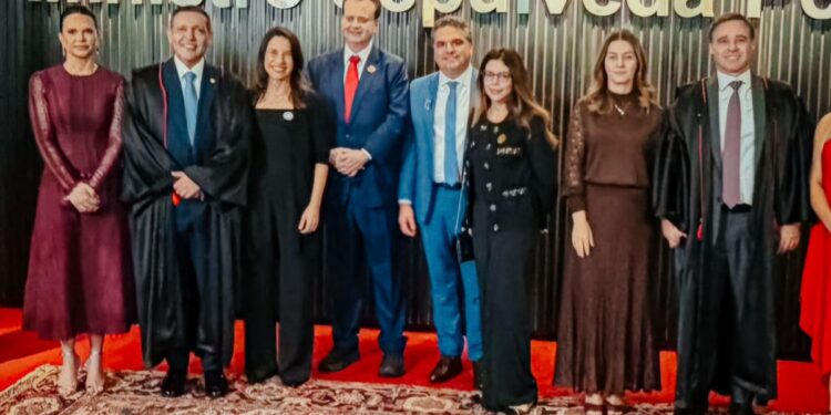 Governadora Raquel Lyra defende processo eleitoral democrático na posse do novo presidente do TSE, ministro Nunes Marques
