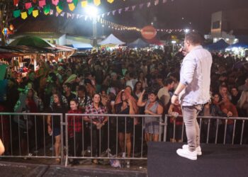 Vila de Pau Santo marca despedida do São João na Roça 2026 em noite de forró e tradição