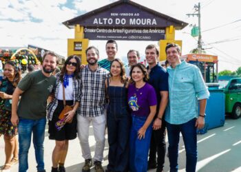 Governadora Raquel Lyra acompanha início do ciclo junino de Serra Negra e prestigia o Alto do Moura, destacando tradição da festa