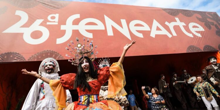 Realizada pelo Governo de Pernambuco, Fenearte estreia sua 26ª edição com homenagem à arte do couro