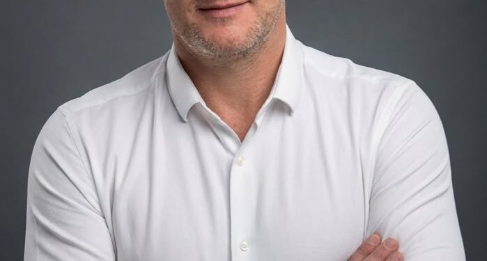 Paulo Murilo Filho assume presidência da AETPC para o biênio 2026/2028