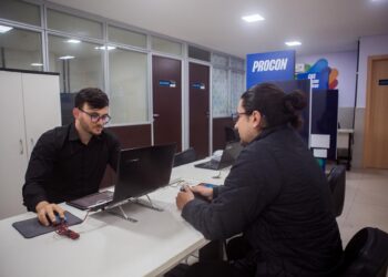 Procon Caruaru passa a oferecer atendimento aos consumidores no Expresso Cidadão