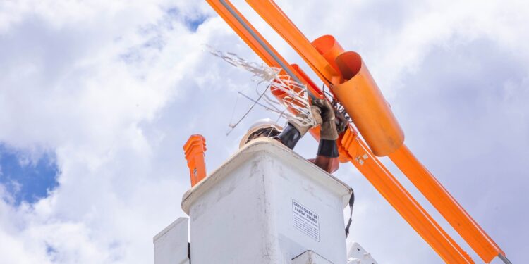 No mês dos ventos, Neoenergia alerta para riscos das pipas próximas à rede elétrica e reforça lei estadual