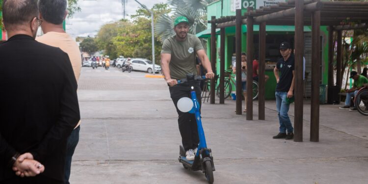 Prefeitura reforça orientações para uso seguro dos patinetes elétricos em Caruaru